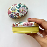 قوطی فلزی بیضی طرح زنبق